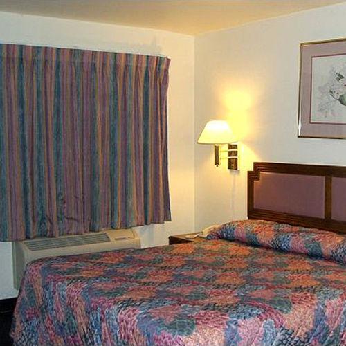Value Inn & Suites レディング 部屋 写真