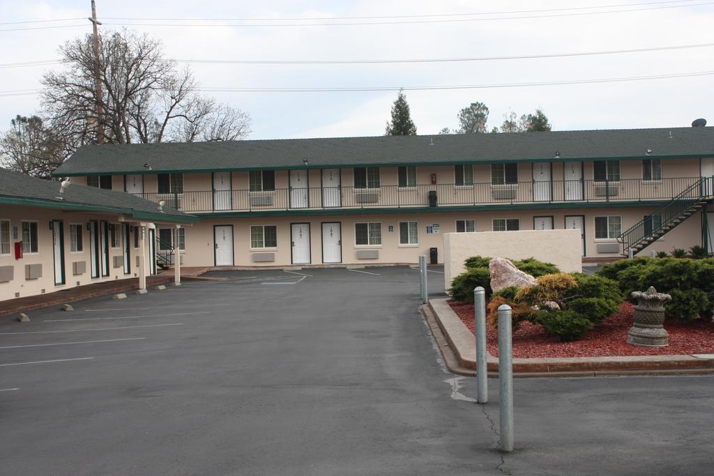 Value Inn & Suites レディング エクステリア 写真