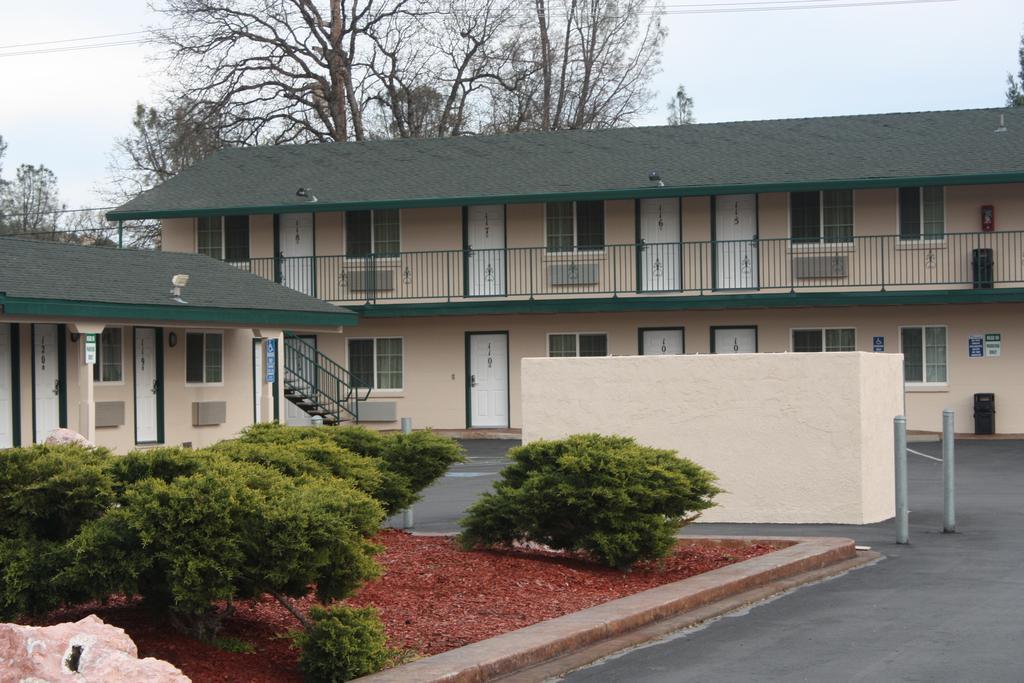 Value Inn & Suites レディング エクステリア 写真