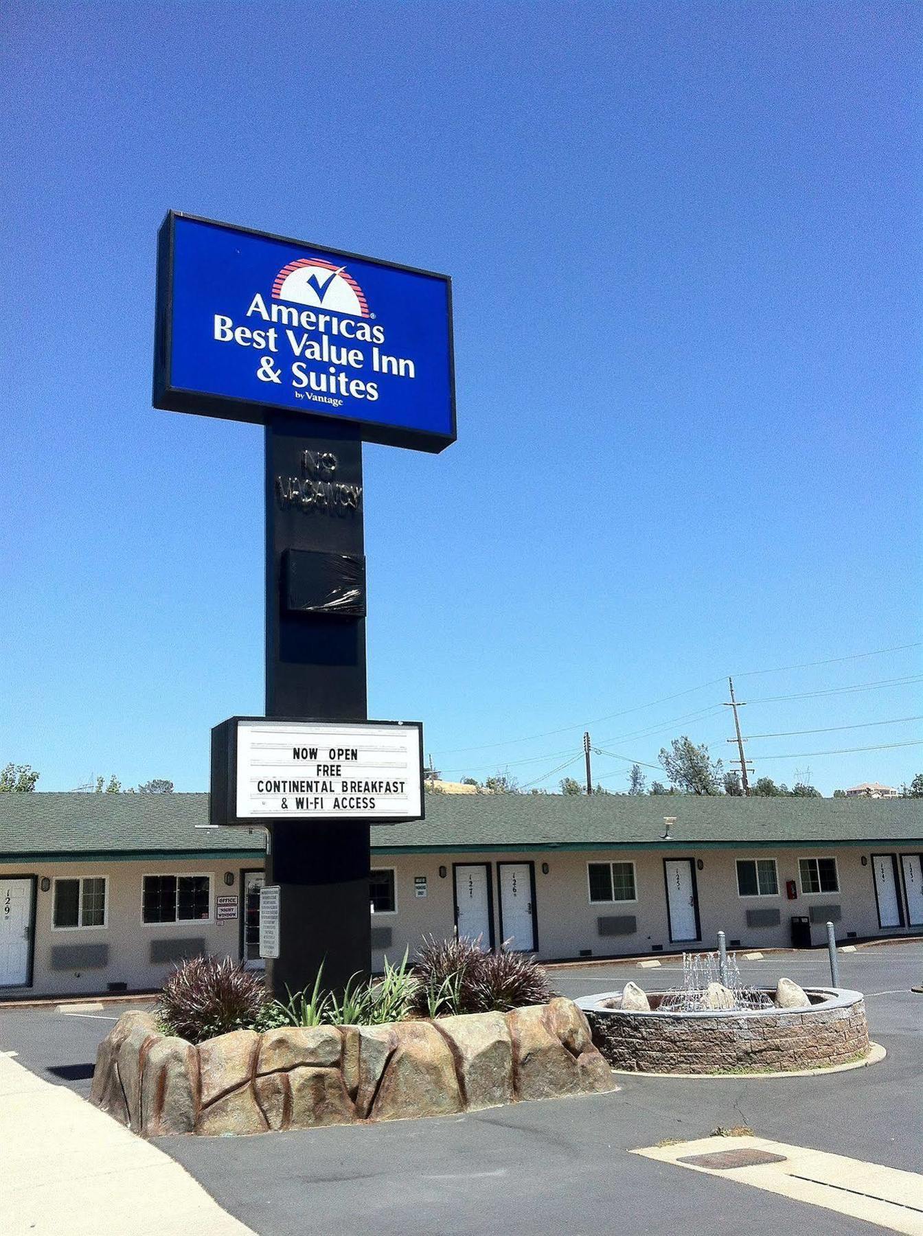 Value Inn & Suites レディング エクステリア 写真