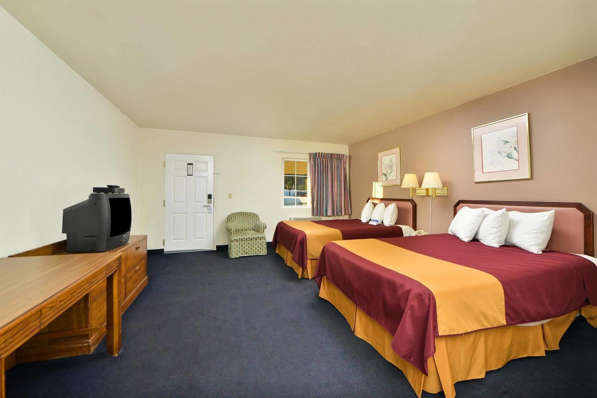 Value Inn & Suites レディング エクステリア 写真