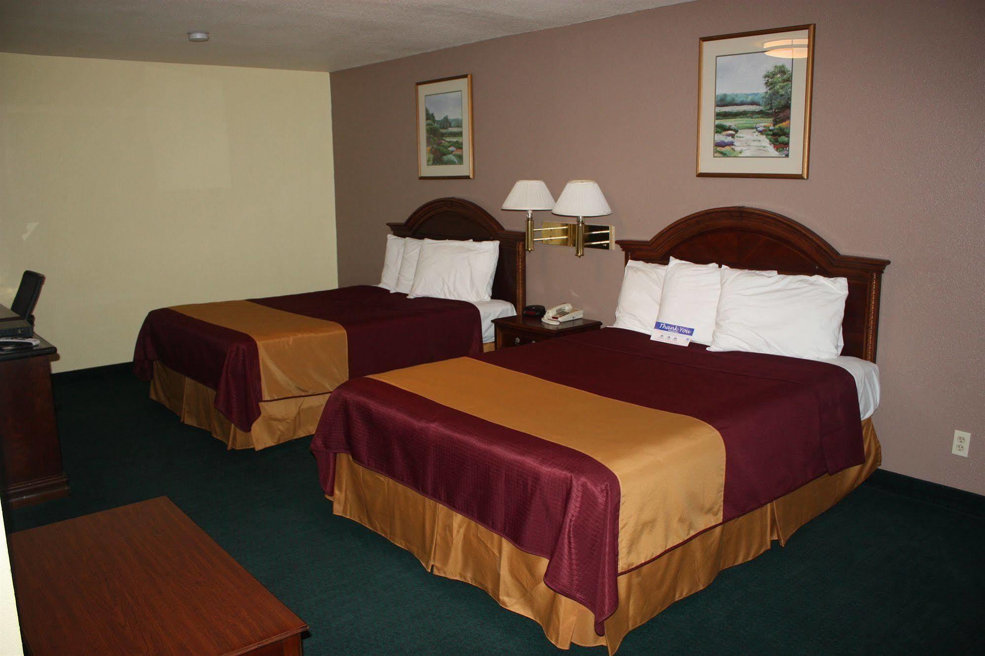 Value Inn & Suites レディング エクステリア 写真